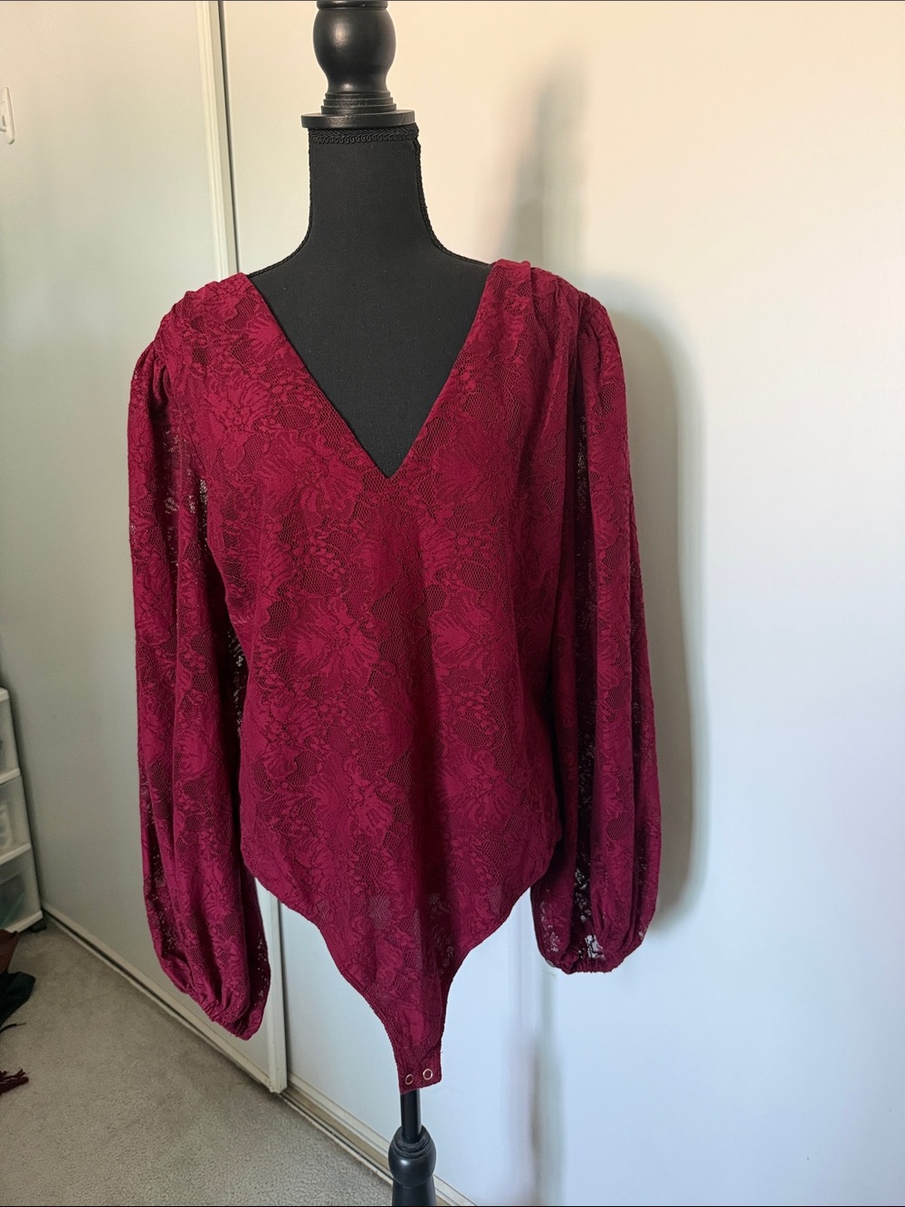 Express Burgundy Lace V-Neck Long Sleeve Bodysuit | Sz XL